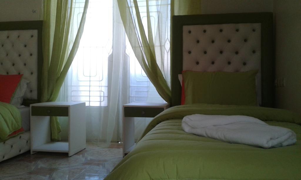 Hotel School Ersat Azrou Luaran gambar