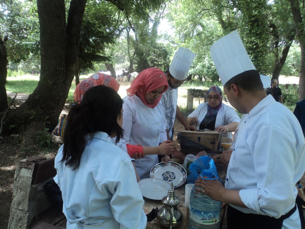 Hotel School Ersat Azrou Luaran gambar