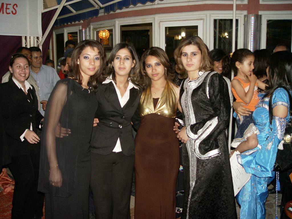 Hotel School Ersat Azrou Luaran gambar