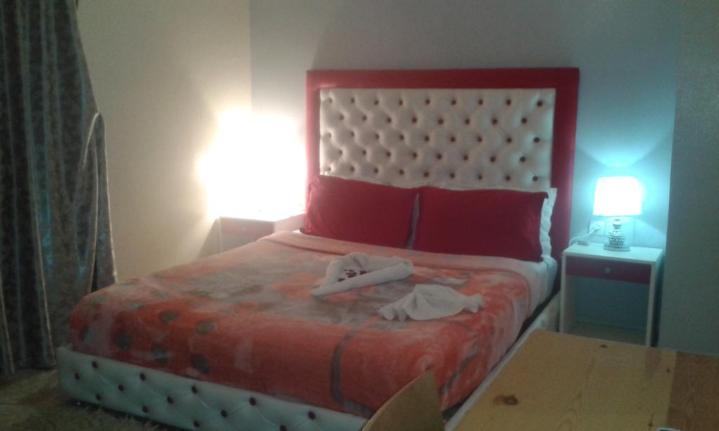 Hotel School Ersat Azrou Luaran gambar