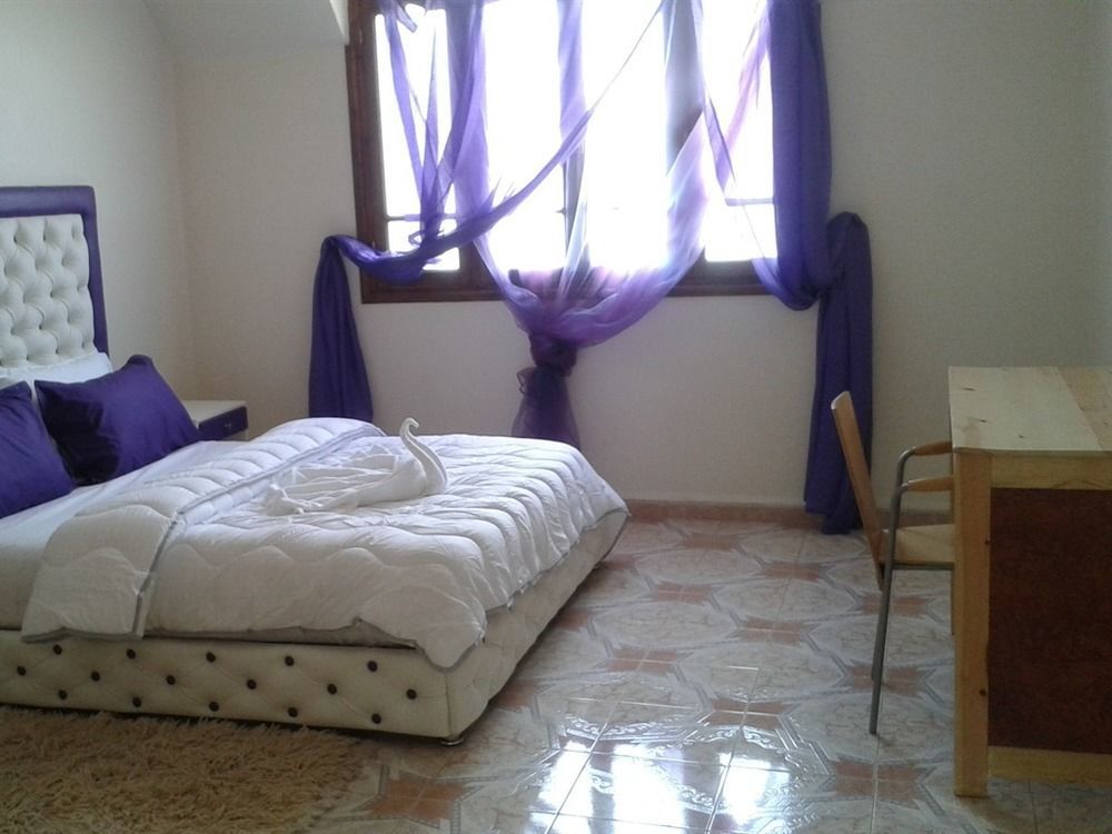 Hotel School Ersat Azrou Luaran gambar